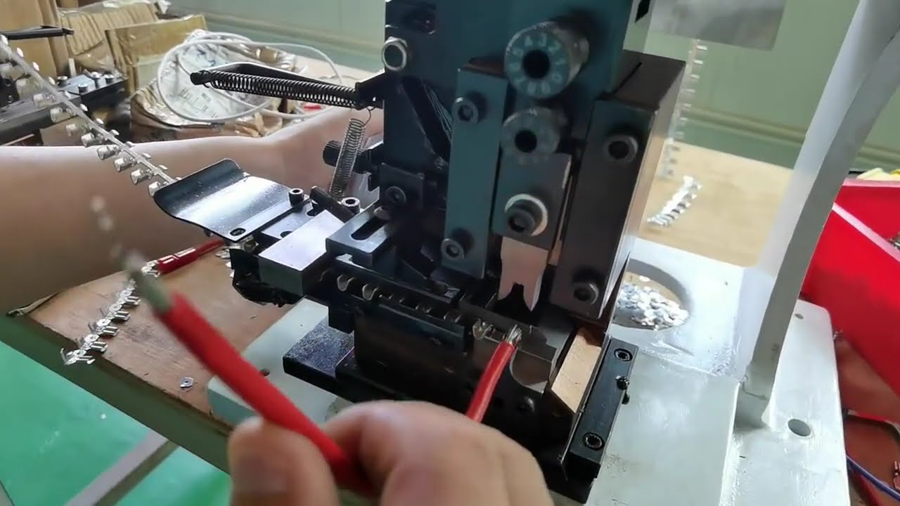 Máy Đánh Đầu Cốt 2T + Thiết Bị Khuôn Ngang - Tối Ưu Sản Xuất Dây Cáp