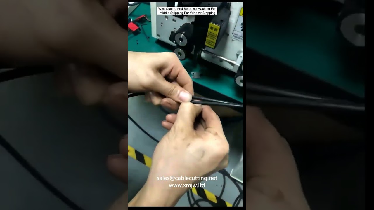 Máy cắt và tuốt dây điện tự động - Tuốt giữa và tuốt cửa sổ chính xác