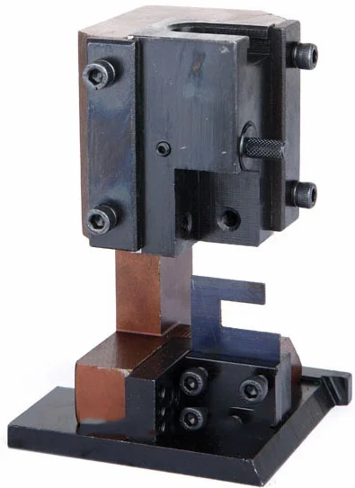 Khuôn Dập Đầu Cos Hướng Tâm Đặc Thù Chuyên Dụng